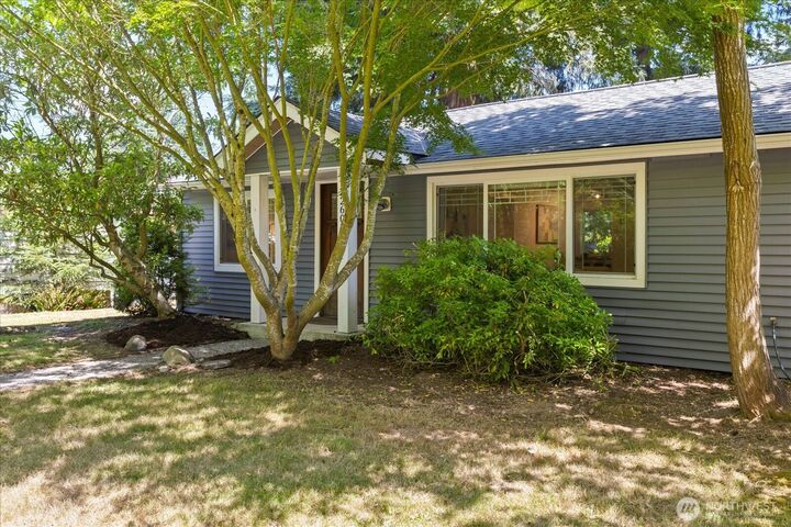 Property Photo: 22605 61st Avenue W WA 98043