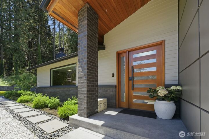 Property Photo: 14022 Meridian Avenue S WA 98208