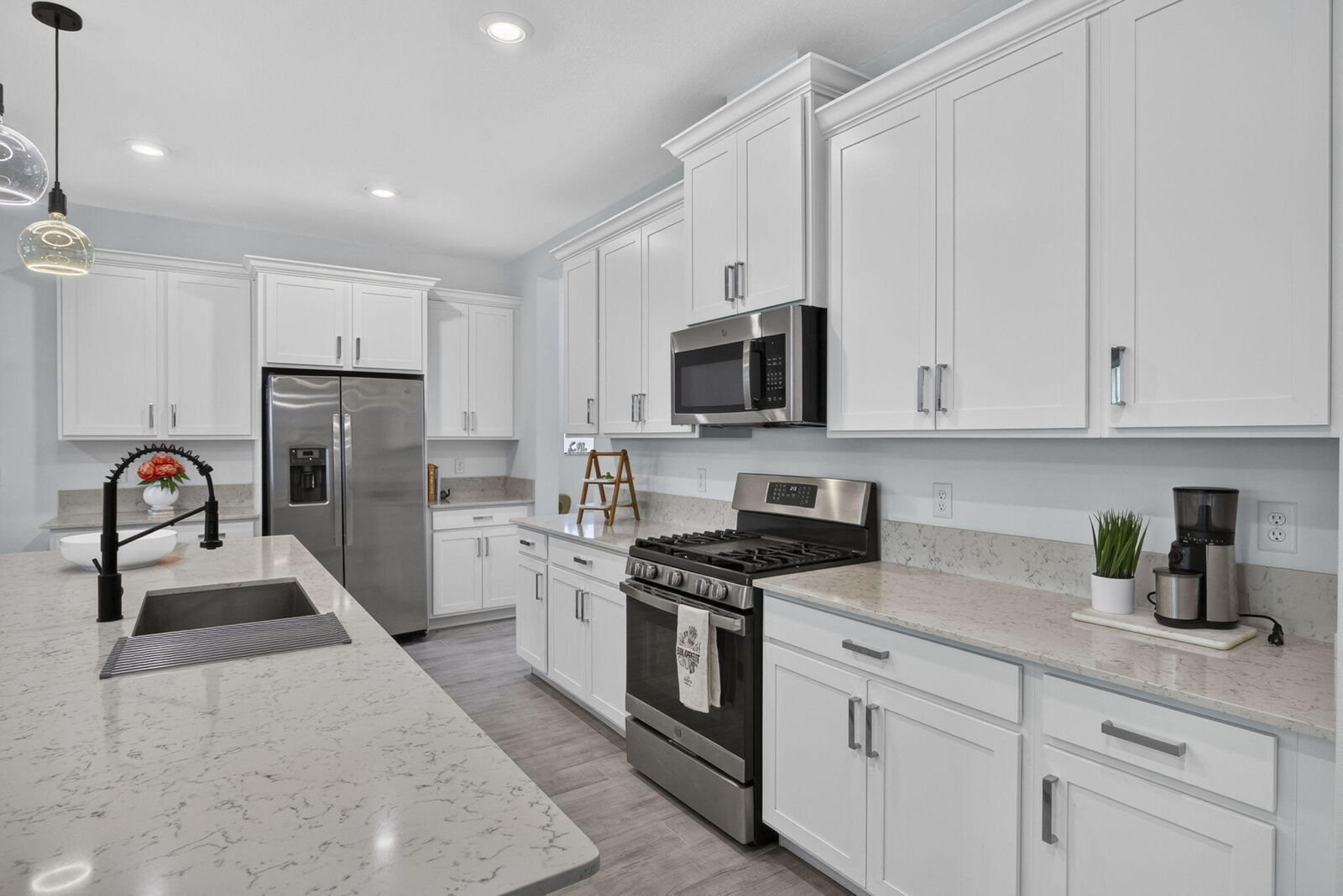 Property Photo: 1217 Wandering Willow Way FL 33470