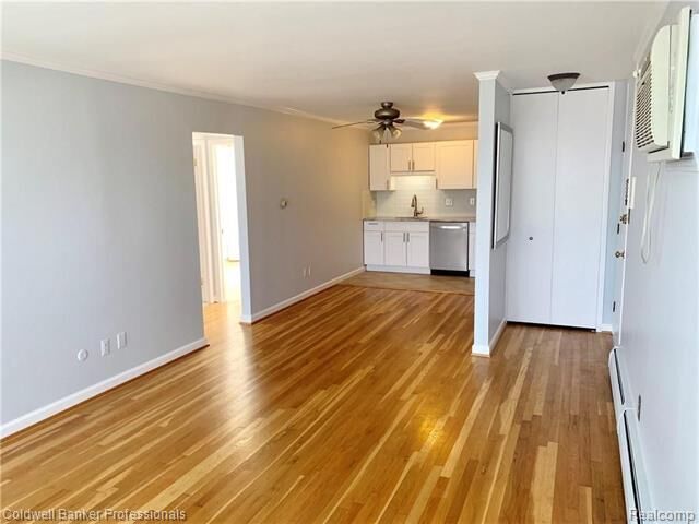 Property Photo:  125 E 14 Mile Road 11  MI 48009 