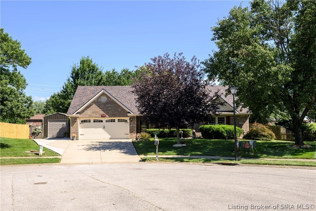 Property Photo:  4402 Shale Court  IN 47130 