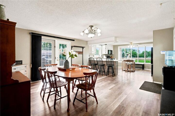 Property Photo: 236 Osborne Avenue SK S0G 4C0