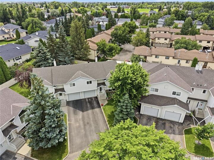 Property Photo:  605 Perehudoff Crescent 11  SK S7N 4N7 