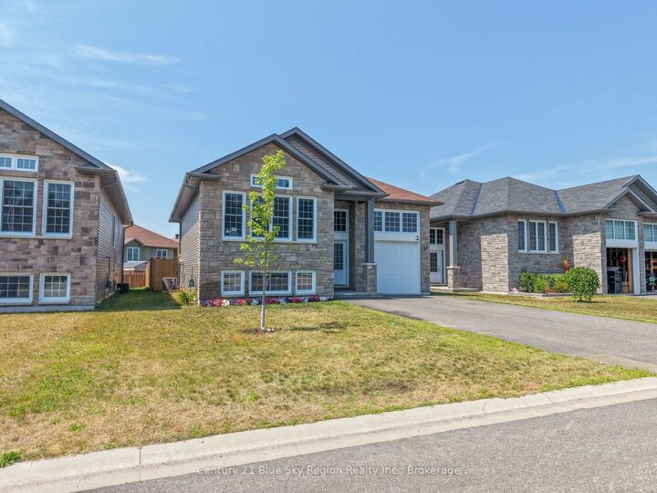 Property Photo: 32 Trillium Drive ON P1A 0G6
