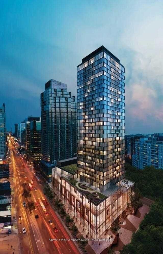 Property Photo: 5180 Yonge Street 1704 ON M2N 0K5