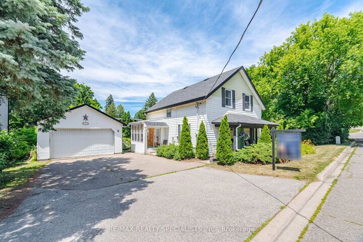 Property Photo:  173 Victoria Street  ON L7E 3H5 