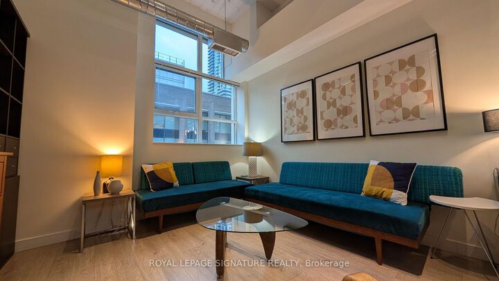 Property Photo: 155 Dalhousie Street 831 ON M5B 2P7