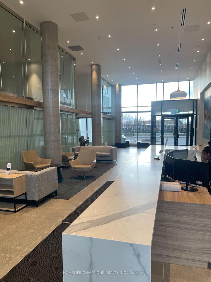 Property Photo:  3100 Keele Street S 902  ON M3M 0E1 
