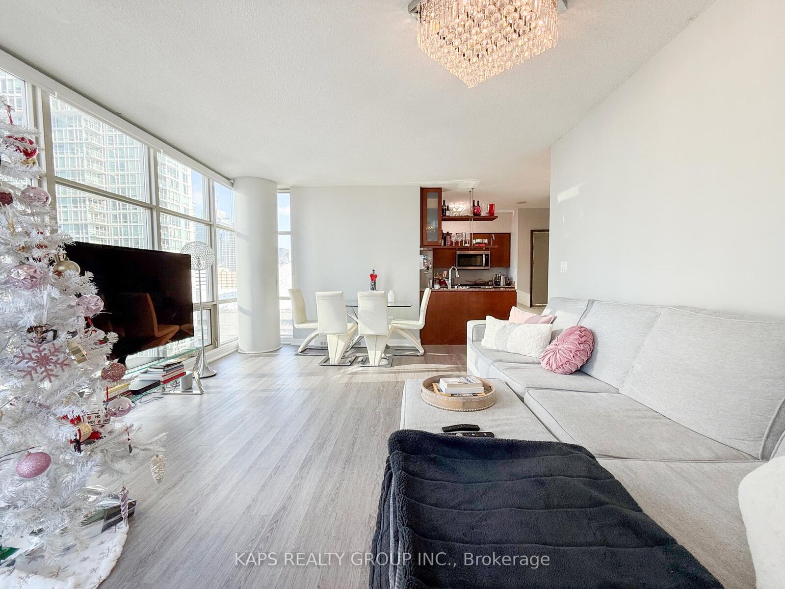 Property Photo:  10 Navy Wharf Court 2303  ON M5V 3V2 