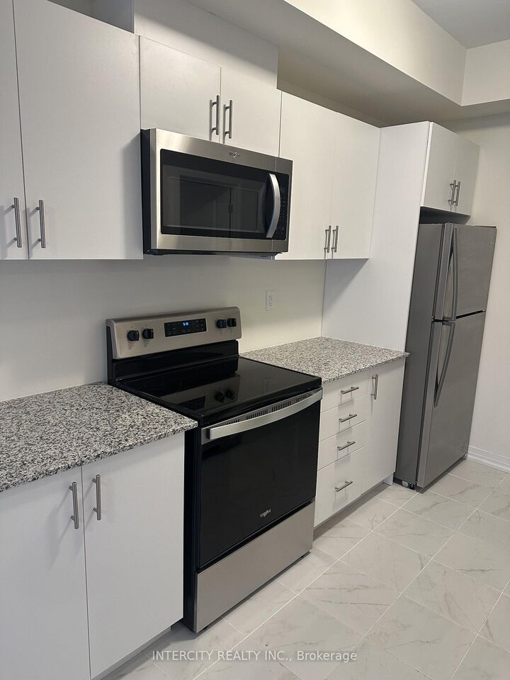 Property Photo: 245 McLevin Avenue 13 ON M1B 0E8