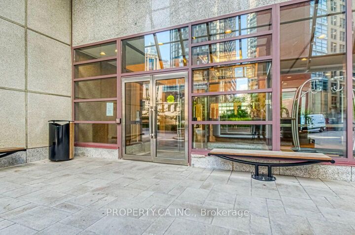 Photo de la propriété:  1001 Bay Street 2902  ON M5S 3A6 