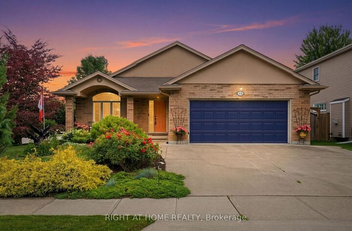 Property Photo:  15 Hope Avenue  ON L0S 1T0 