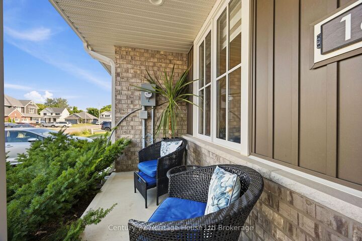 Property Photo: 16 Huntley Avenue ON N4G 0J3