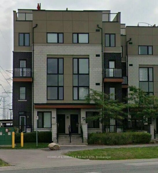 Property Photo: 1555 Kingston Road 202 ON L1V 0E9