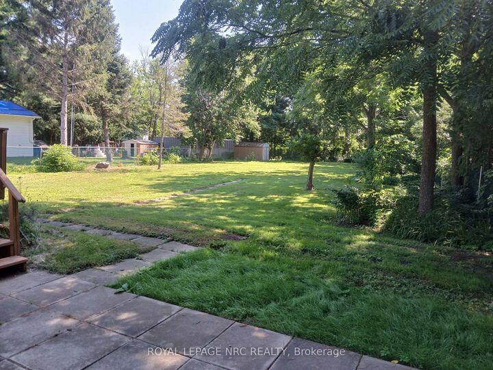 Property Photo: 22 Dunblane Avenue ON L2M 3Z7