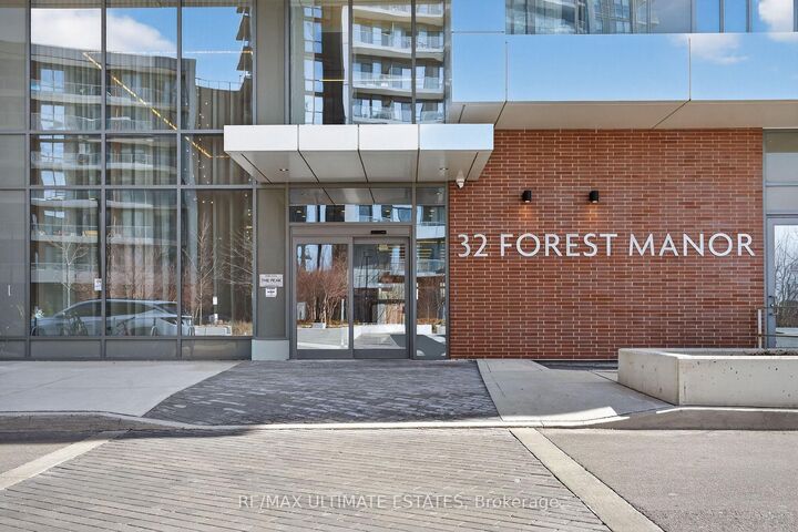 Property Photo: 32 Forest Manor Road 1809 ON M2J 1M3