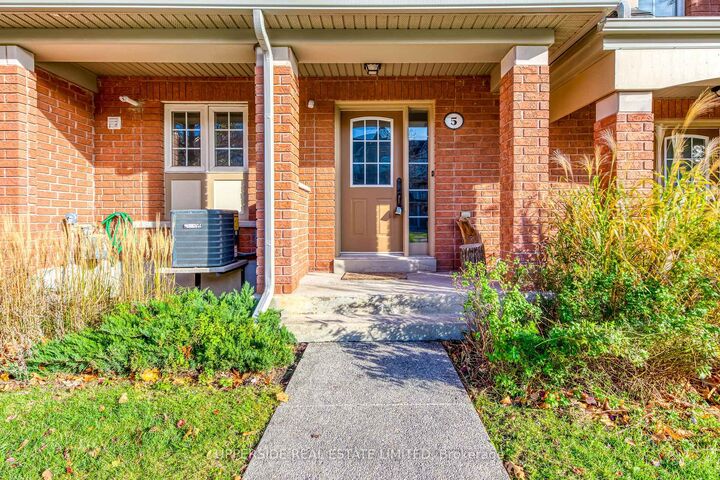 Property Photo:  2341 Parkhaven Boulevard W 5  ON L6H 7S5 