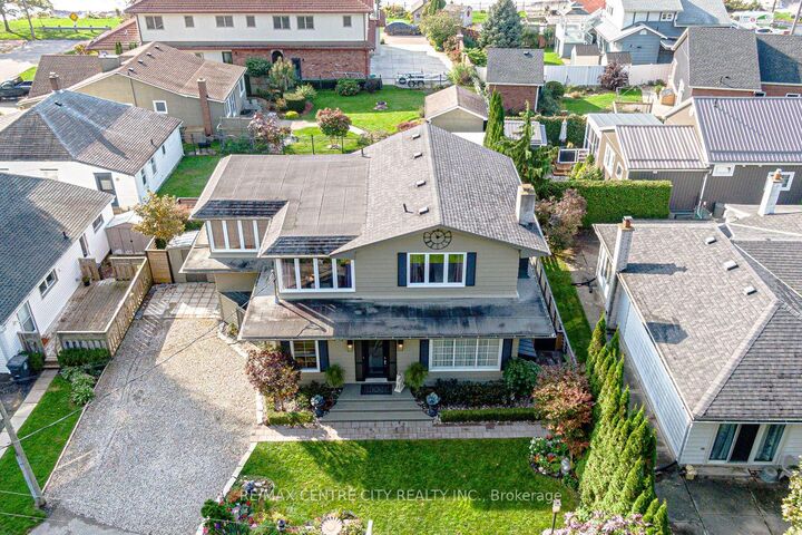 Property Photo:  174 Harrison Place  ON N5L 1A1 