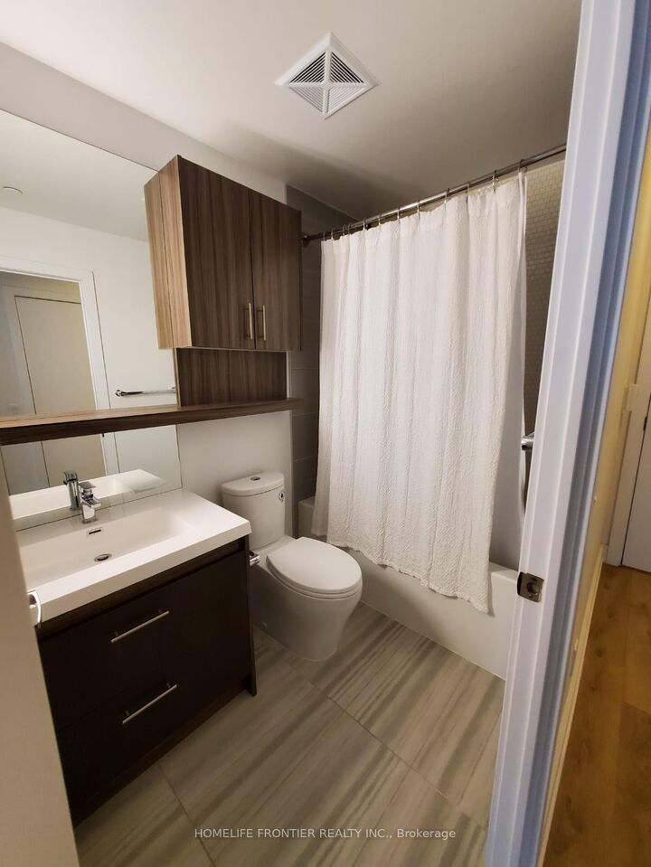 Property Photo:  128 Fairview Mall Drive 1209  ON M2J 0E8 