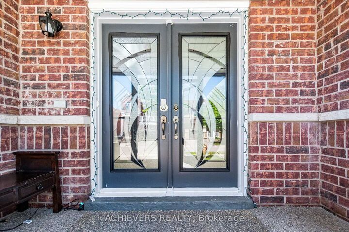 Property Photo:  74 Charcoal Way  ON L6Y 5R9 