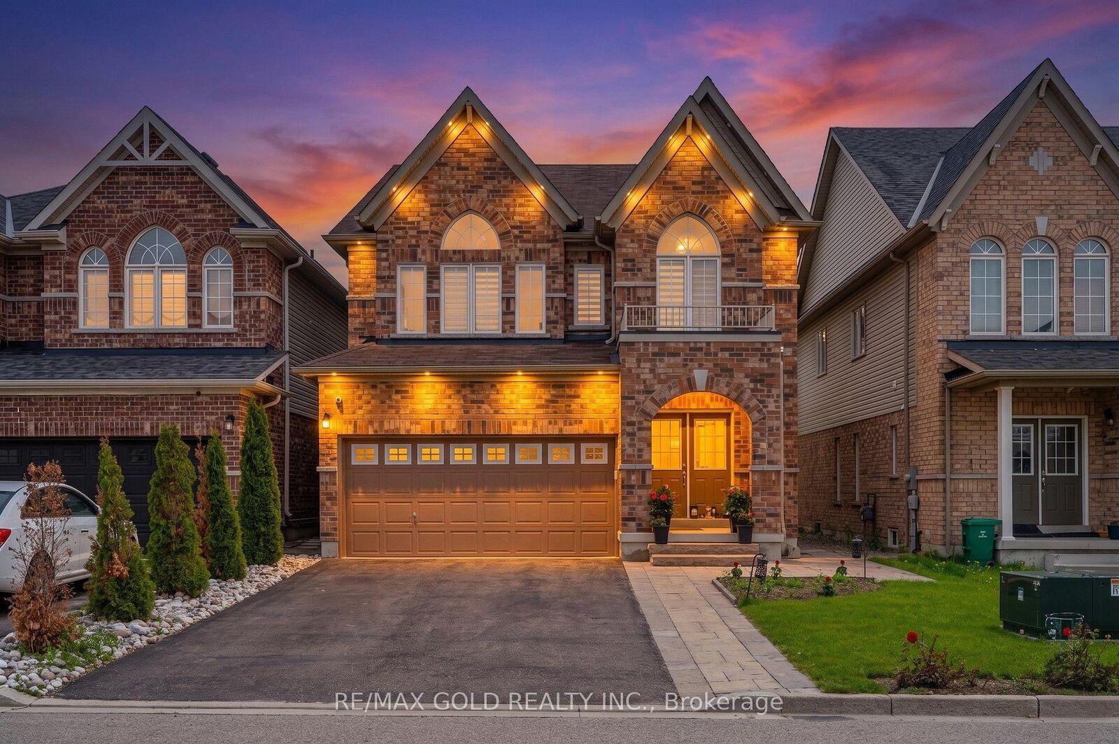 Property Photo: 28 Weatherall Avenue ON N3H 0C4