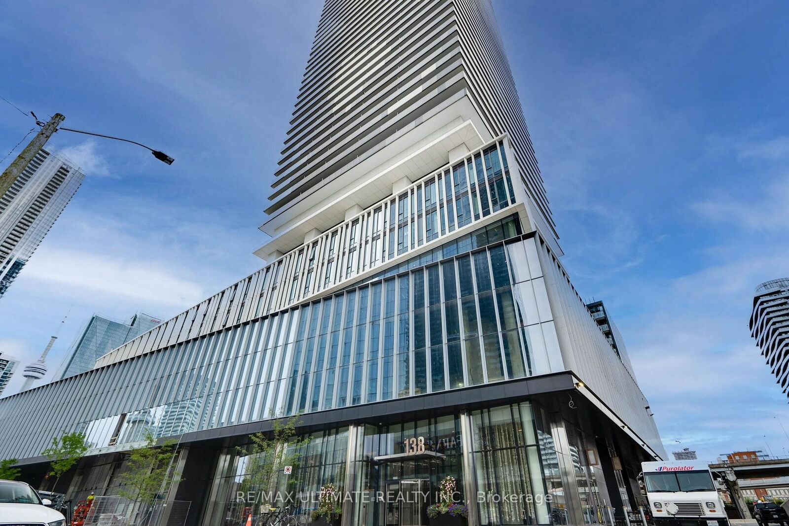 Property Photo: 138 Downes Street 5908 ON M5E 0E4