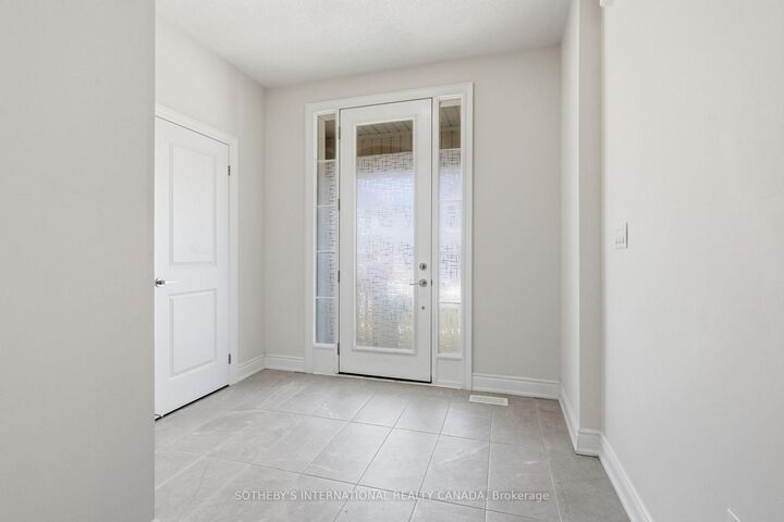 Photo de la propriété: 32 Bermondsey Way ON L6Y 6K9
