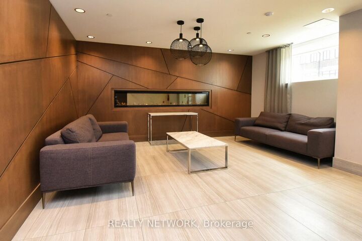 Property Photo: 16 Markle Crescent 313 ON L9G 0H4