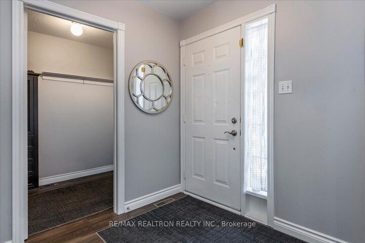 Property Photo: 34 O'Shaughnessy Crescent ON L4N 7L8