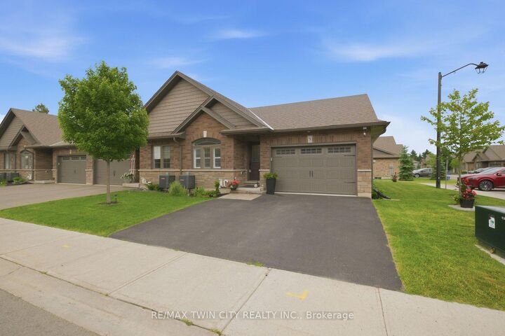 Property Photo: 29 Schuyler Street 51 ON N3L 0J2
