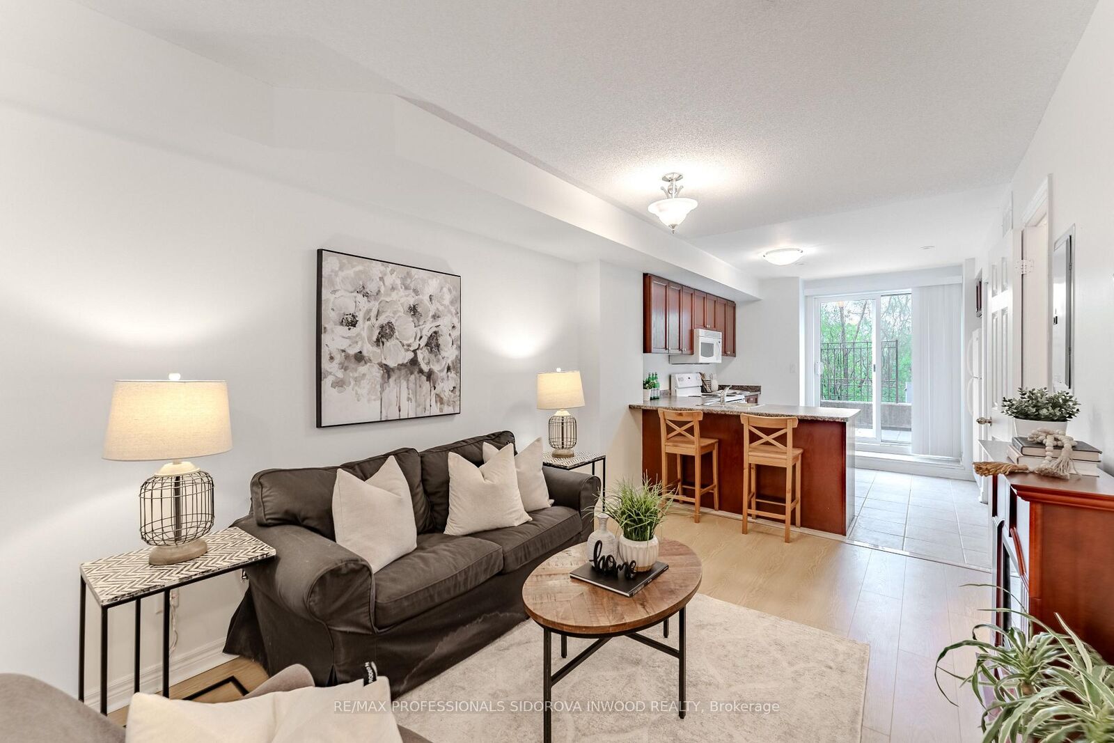 Property Photo: 870 Jane Street 117 ON M6N 4C2