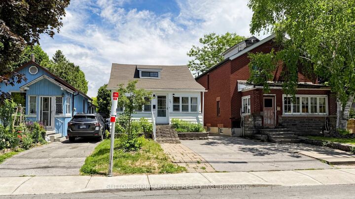Property Photo: 75 Rockcliffe Boulevard ON M6N 4R4