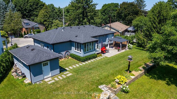 340 Clarendon Drive — photo 1