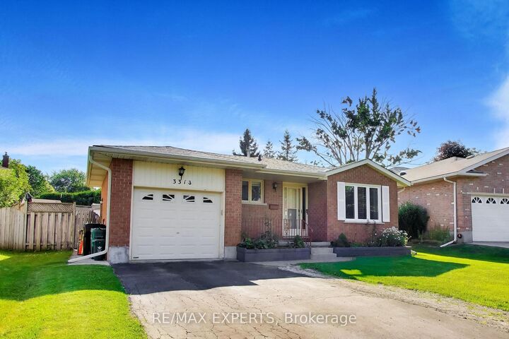 Property Photo:  331 Newbury Drive  ON N2N 3A3 