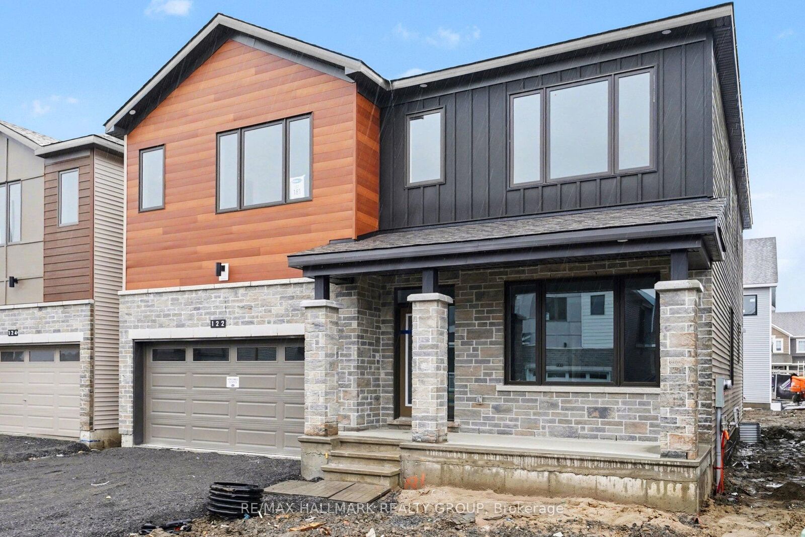 Property Photo:  122 Viburnum Terrace  ON K0A 2Z0 