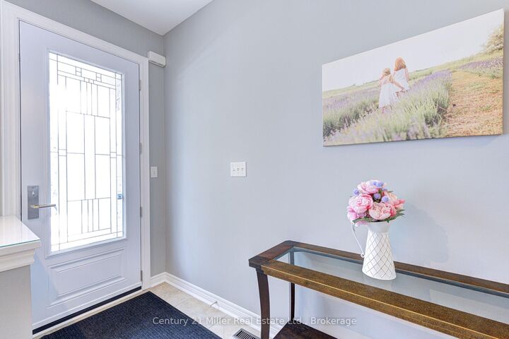 Property Photo: 3202 Epworth Crescent ON L6M 0B2