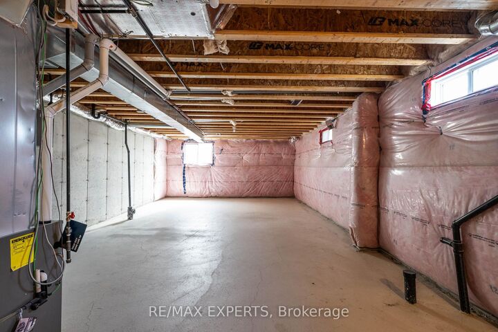 Property Photo:  49 Paisley Drive  ON L3Z 4P2 