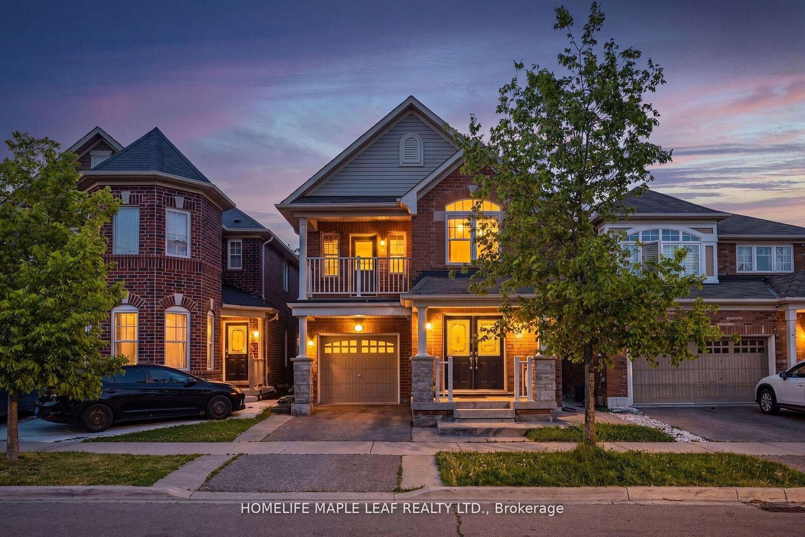 Property Photo:  