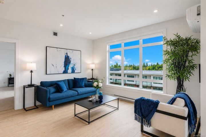 Property Photo: 1114 Samar Cres #302 BC V9B 7C5