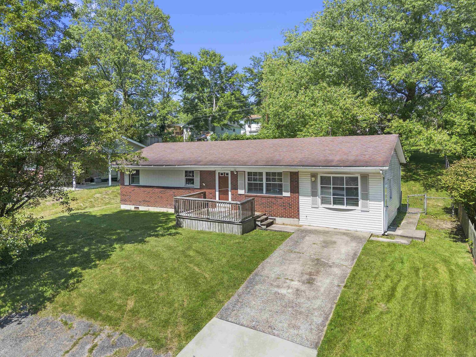 Property Photo: 1705 Mary Ellen Drive KY 41139