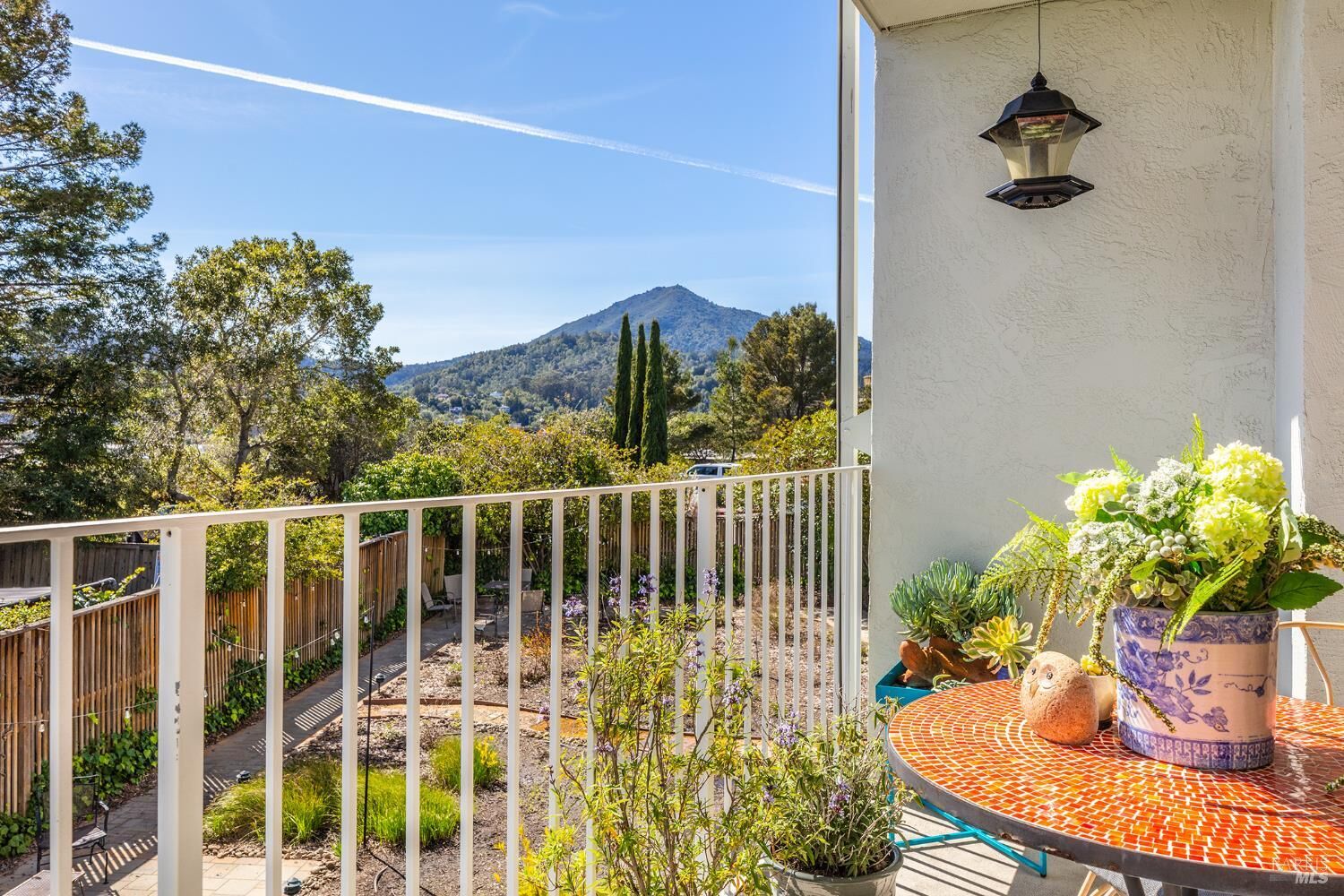 Property Photo:  161 Lower Via Casitas  CA 94904 