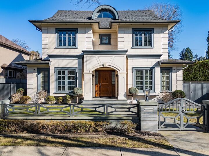 6886 Angus Drive — photo 1