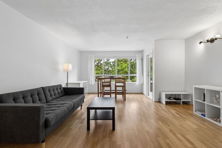 Property Photo: 4990 McGeer Street 204 BC V5R 6C1