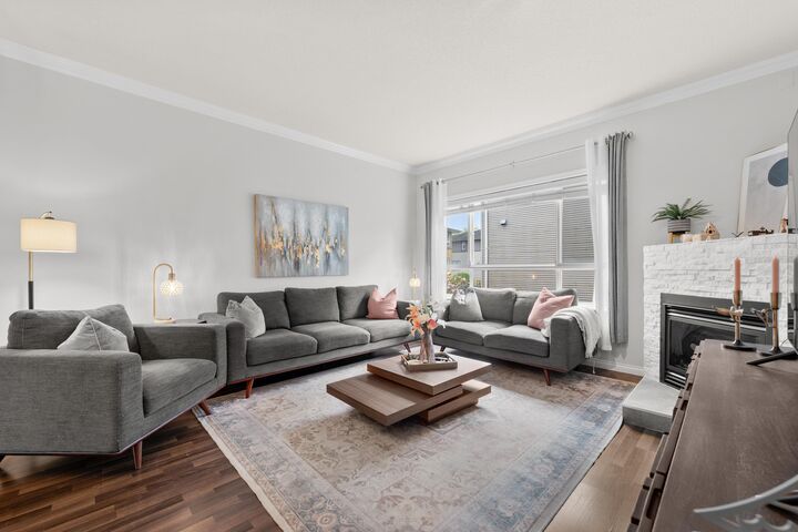 Property Photo: 9420 Ferndale Road 7 BC V6Y 0A7