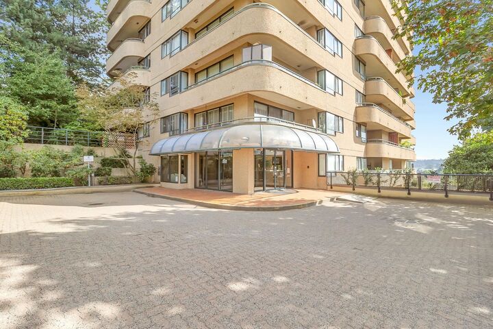 Property Photo:  1026 Queens Avenue 503  BC V3M 6B2 