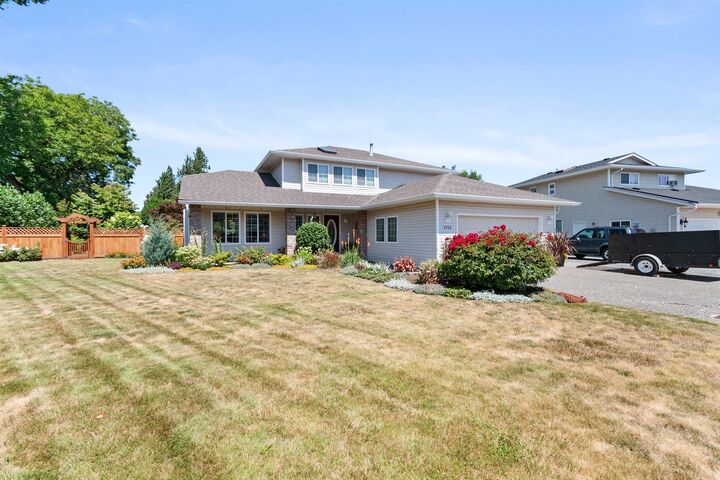 6755 Henry Street — photo 1