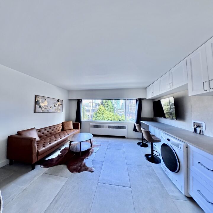 Property Photo:  1540 Haro Street 201  BC V6G 1G6 