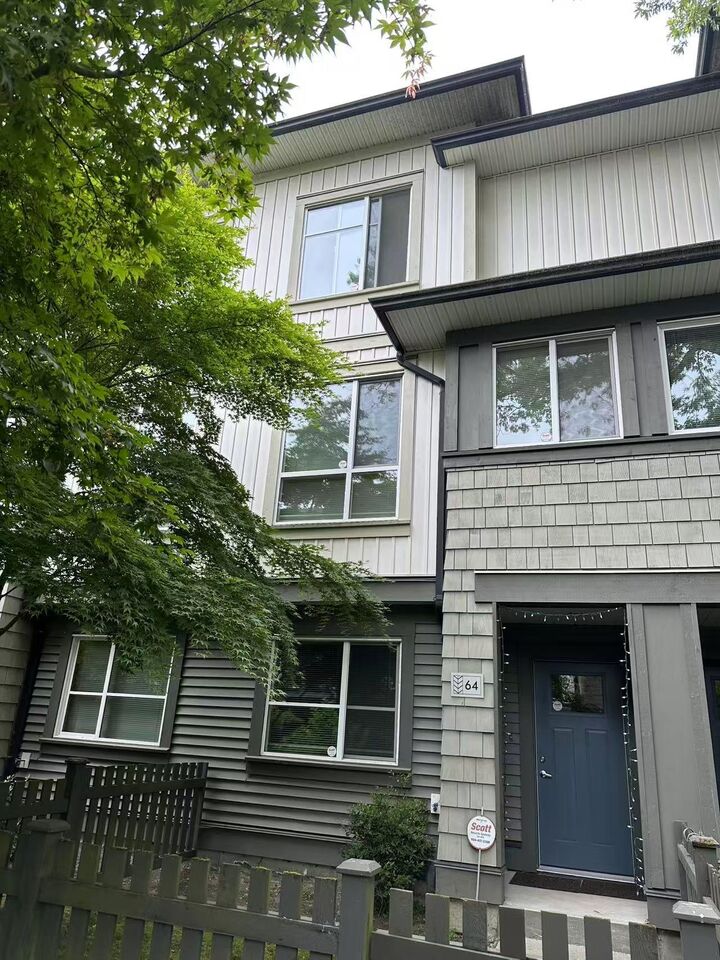 8355 164 Street 64 — photo 1