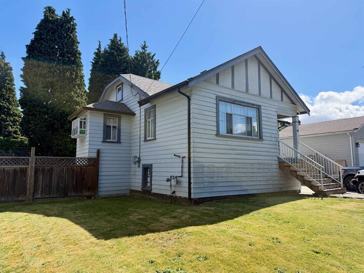 Property Photo: 609 Fourth Street BC V3L 2V8