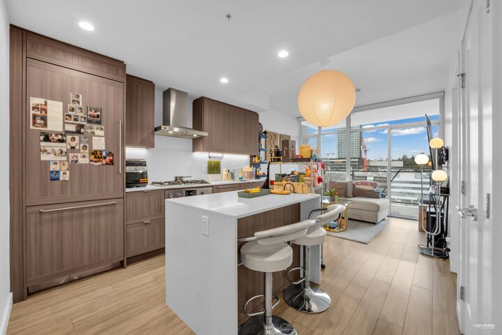 Property Photo:  2351 Beta Avenue 1105  BC V5C 0M2 